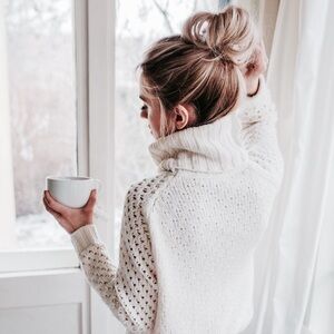 Eddie Bauer Cream Chunky Knit Turtleneck Sweater